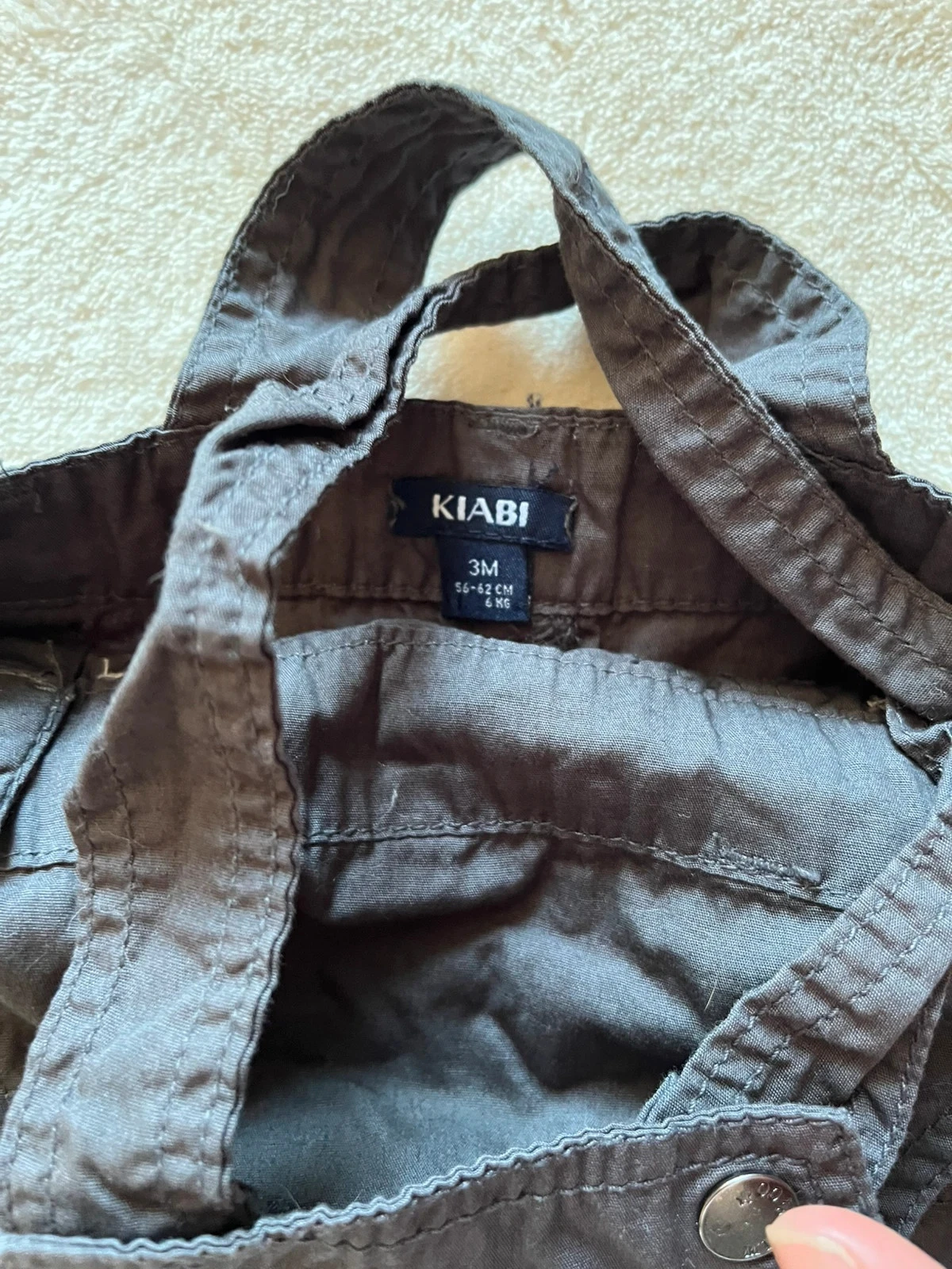 shorte overall baby kiabi 3 maanden – veel te schattig 🤎 – photo 2